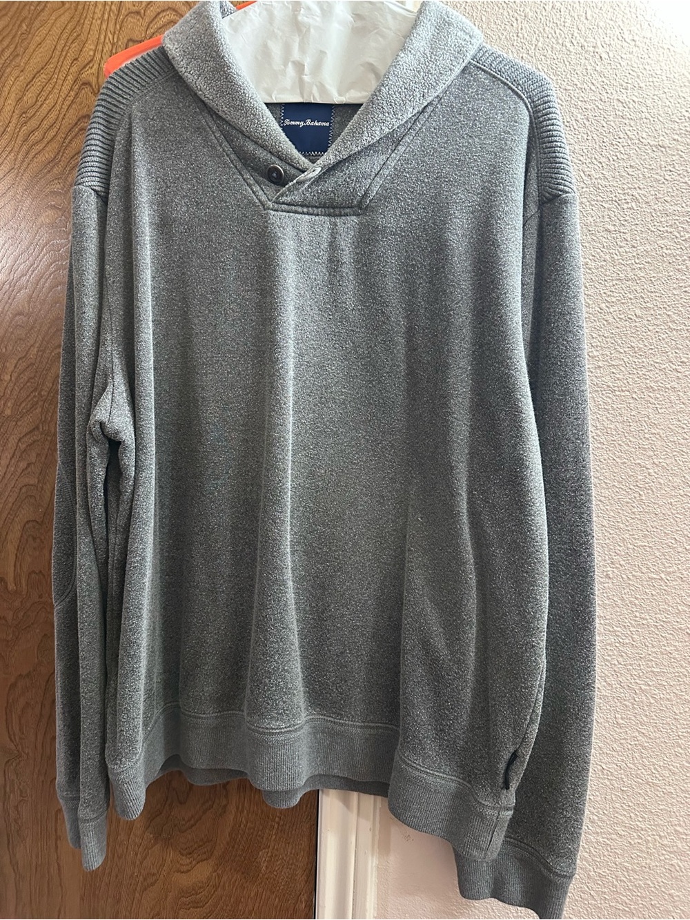Tommy Bahama Men's Gray Shawl-Collar sweater